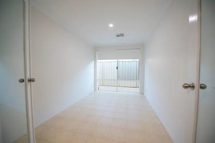 Seventh view of Homely house listing, 42 The Lakes, Jandakot WA 6164
