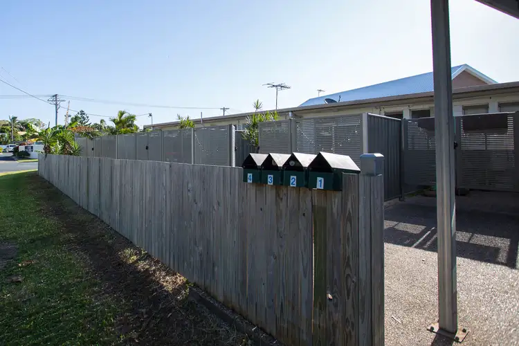 Main view of Homely block of units listing, 1-4/39 Keswick Avenue, Slade Point QLD 4740