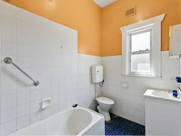 Sixth view of Homely unit listing, 4/15 Barker Street, Kensington NSW 2033