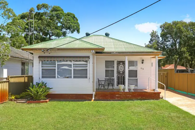 315 Ocean Beach Road, Umina Beach NSW 2257