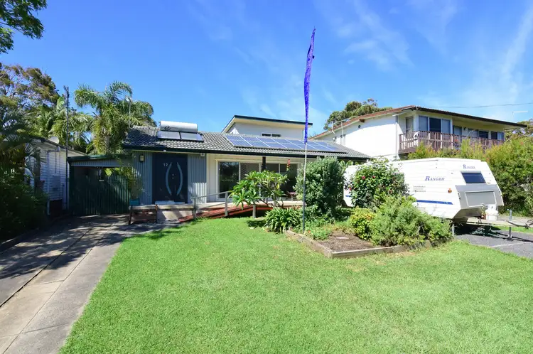 12 SEAGULL STREET