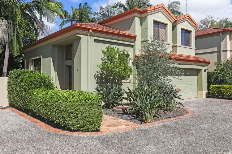 8/65 Benowa Road, Southport QLD 4215
