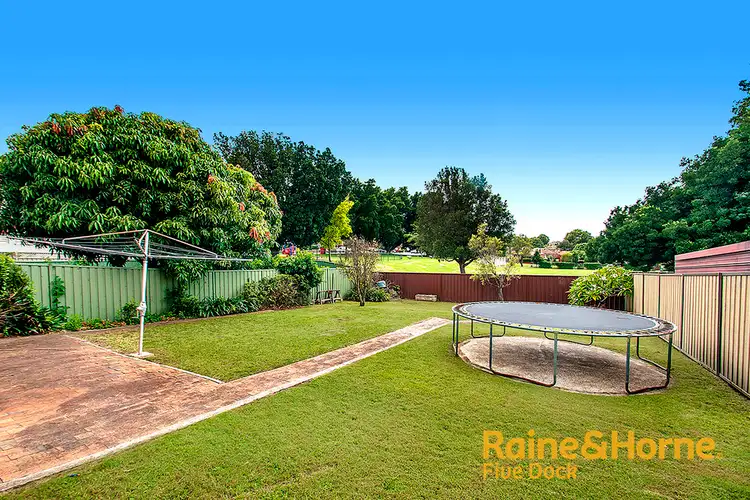 4 WOORAIL AVENUE, Kingsgrove NSW 2208