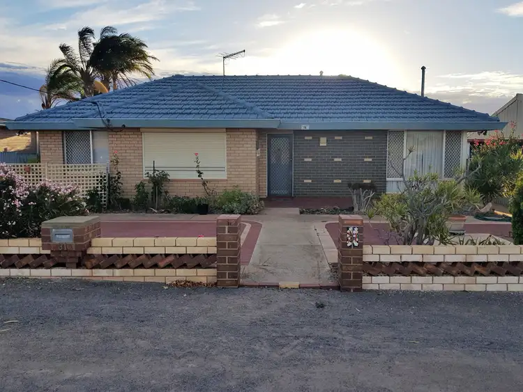 31 Ainsworth Street, Geraldton WA 6530