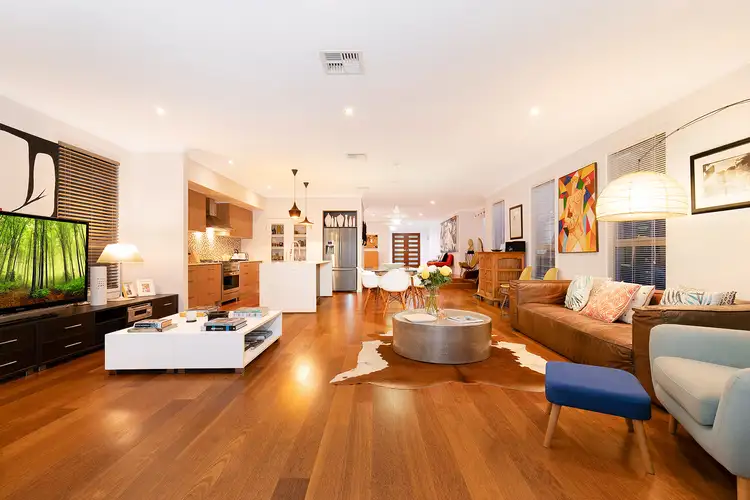 1567 (Service) Sandgate Road, Nundah QLD 4012