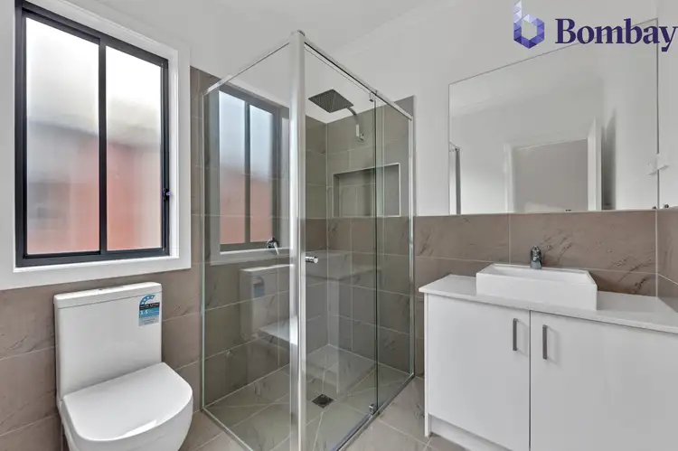 Fifth view of Homely house listing, 10 Brass Loop, Wollert VIC 3750