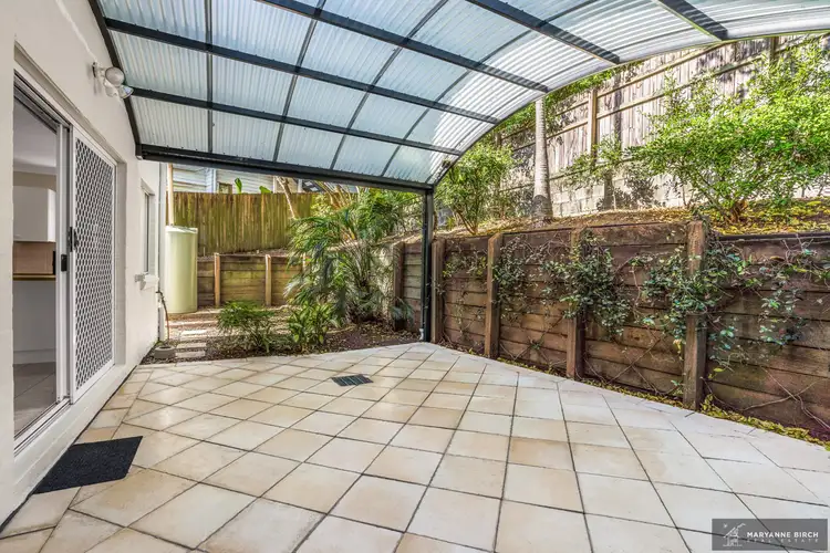1/12 Norman Avenue, Norman Park QLD 4170