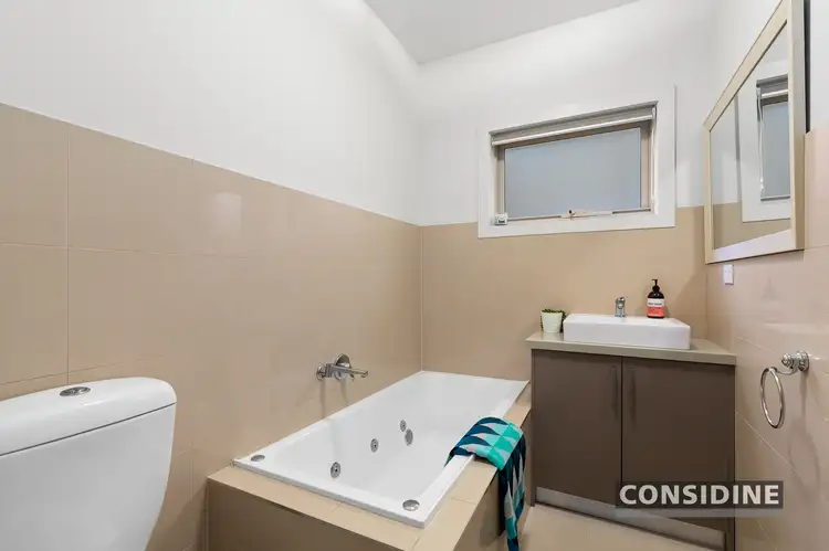 Sixth view of Homely townhouse listing, 4/132 Lebanon Street, Strathmore VIC 3041