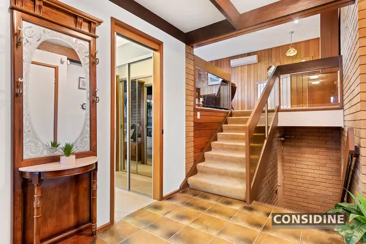 Fourth view of Homely house listing, 21 Glenscott Crescent, Strathmore Heights VIC 3041