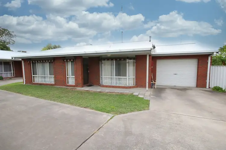 Main view of Homely unit listing, 2/8 Wilson Street, Horsham VIC 3400