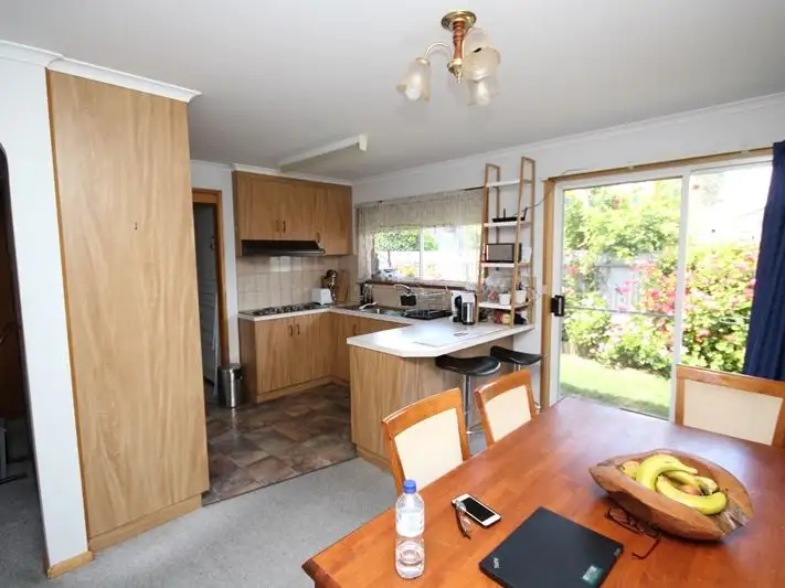 Third view of Homely unit listing, 2/8 Wilson Street, Horsham VIC 3400