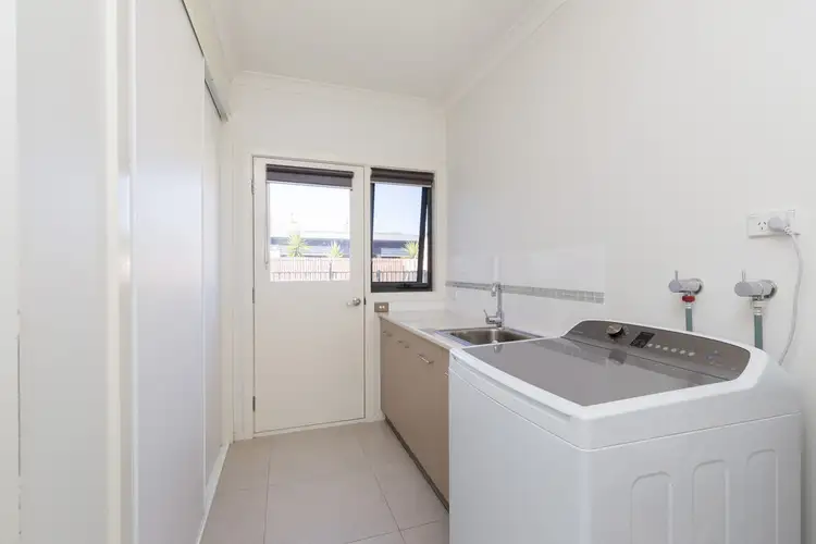 Fifth view of Homely house listing, 4 Raggatt Street, Horsham VIC 3400