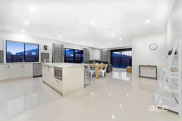 Fifth view of Homely house listing, 86 Fantail Crescent, Williams Landing VIC 3027