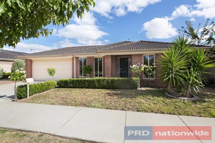 4 Moseley Street, Alfredton VIC 3350