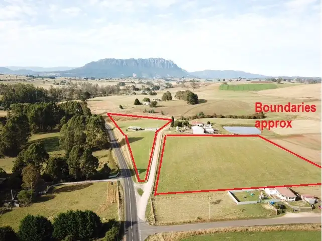17 Hughes Road, Sheffield TAS 7306