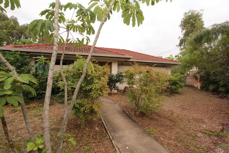 25 San Vito Crescent, Rasmussen QLD 4815