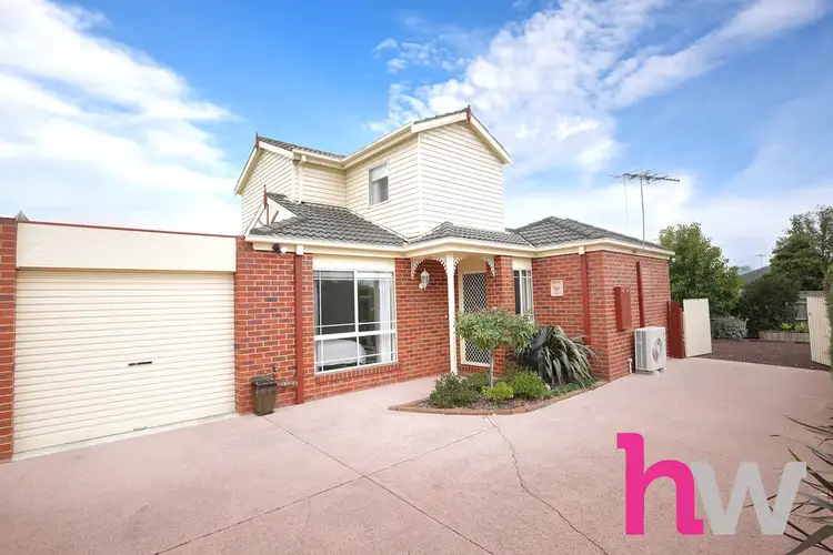 2/4 Keating Court, Highton VIC 3216