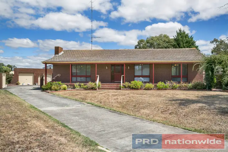 2 Lynne Court, Delacombe VIC 3356