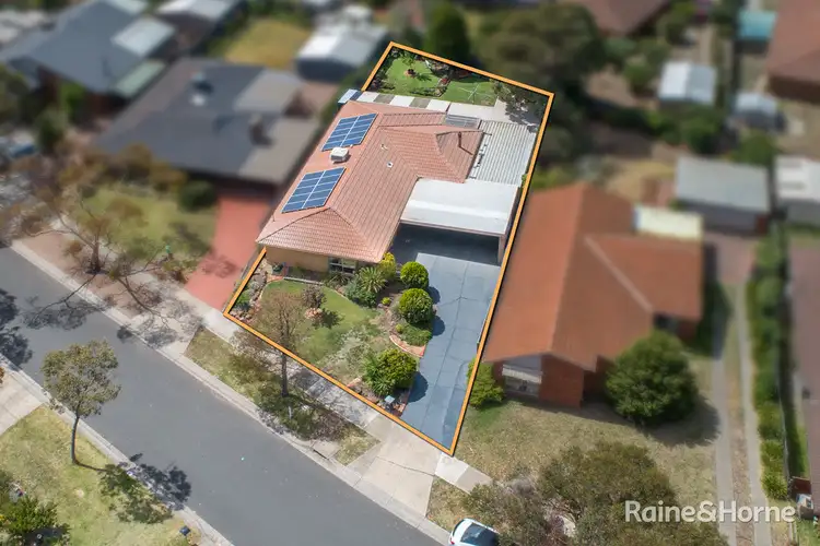 Main view of Homely house listing, 5 Scullin Court, Sunbury VIC 3429