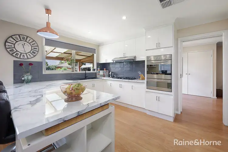 Fifth view of Homely house listing, 5 Scullin Court, Sunbury VIC 3429