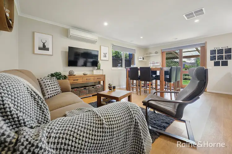 Sixth view of Homely house listing, 5 Scullin Court, Sunbury VIC 3429