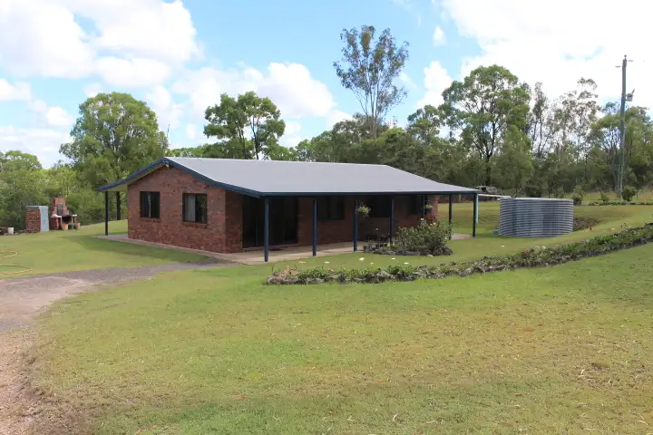 60 Kirkwood Rd, Gin Gin QLD 4671