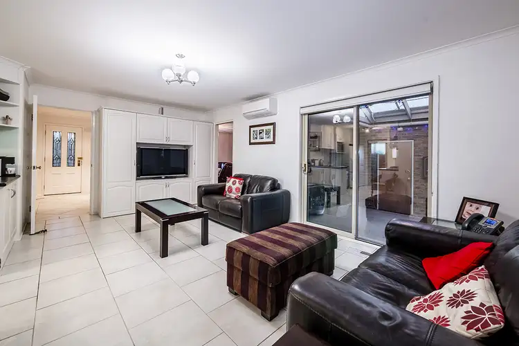 Fifth view of Homely house listing, 4 Hazlitt Court, Cranbourne VIC 3977