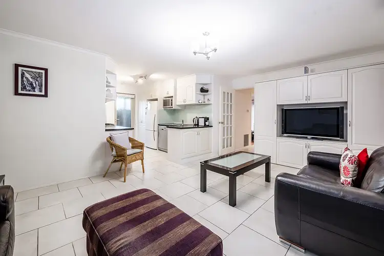 Sixth view of Homely house listing, 4 Hazlitt Court, Cranbourne VIC 3977