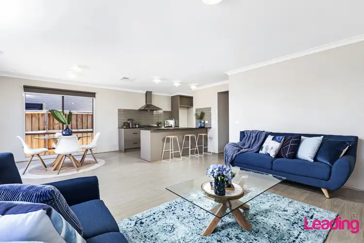 Fifth view of Homely house listing, 33 Wildflower Drive, Sunbury VIC 3429