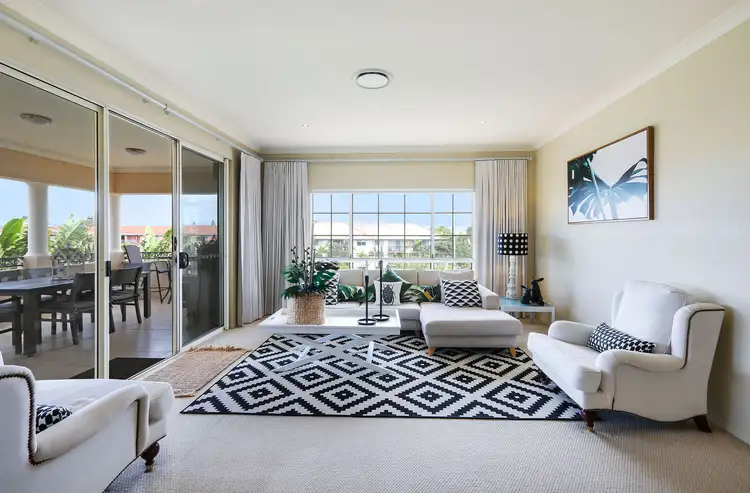 7/2363 Gold Coast Highway, Mermaid Beach QLD 4218