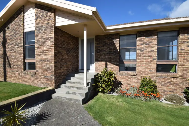 22 Bronzewing Avenue, Newnham TAS 7248