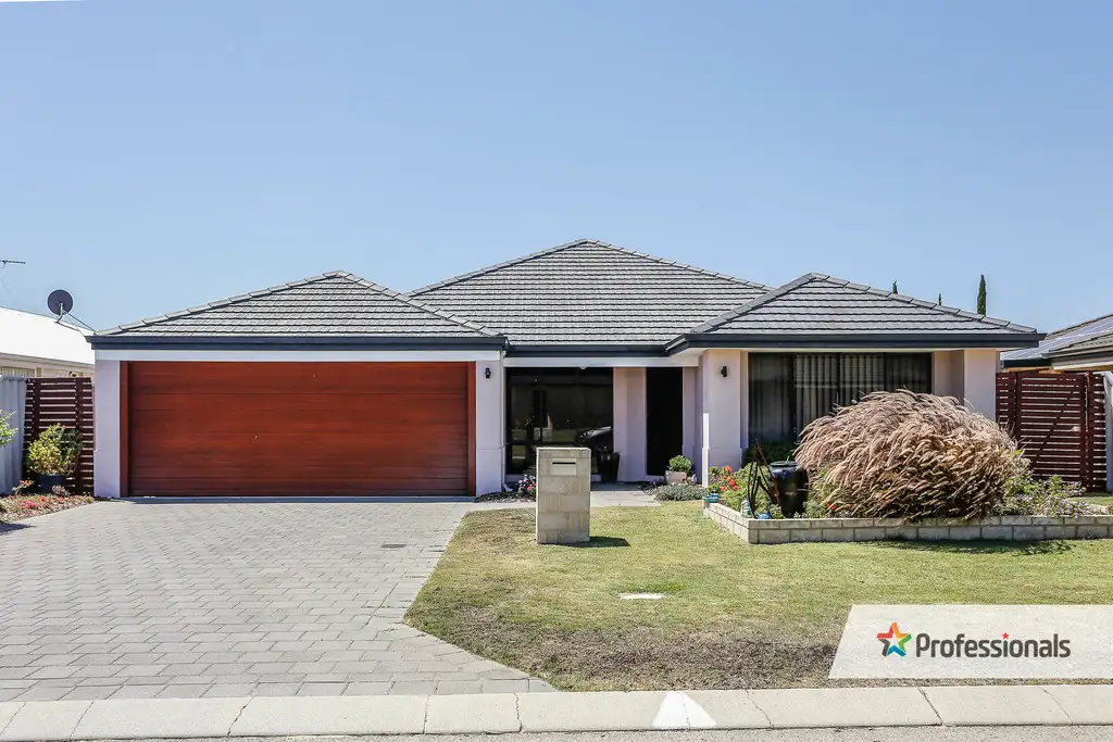 Main view of Homely house listing, 5 Gardneri Way, Banksia Grove WA 6031