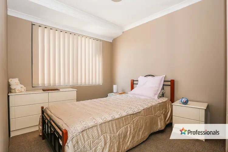 Fifth view of Homely house listing, 5 Gardneri Way, Banksia Grove WA 6031