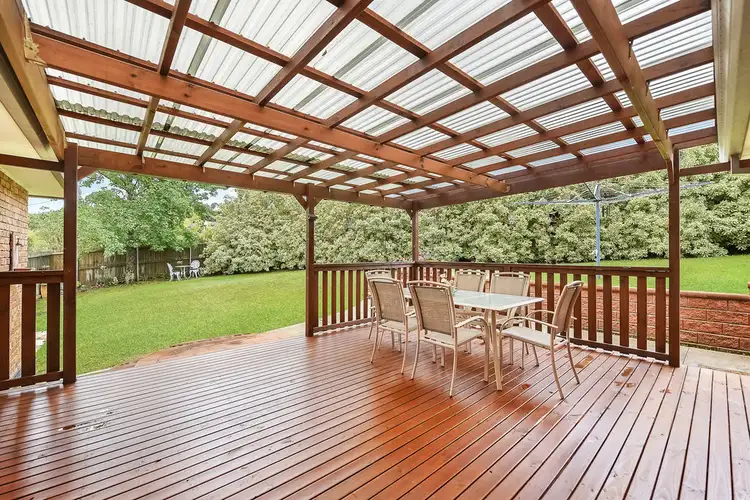 14 Shortland Street, Wentworth Falls NSW 2782