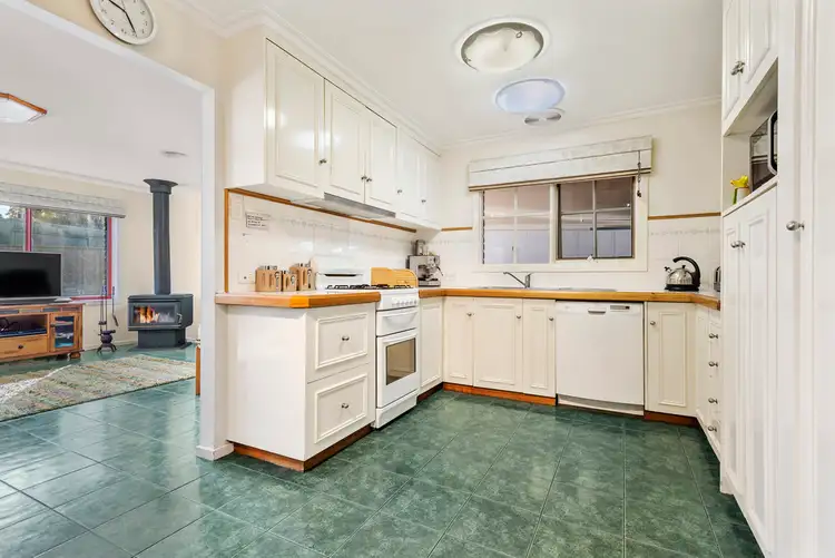 Third view of Homely house listing, 6 Castles Crescent, Kyneton VIC 3444