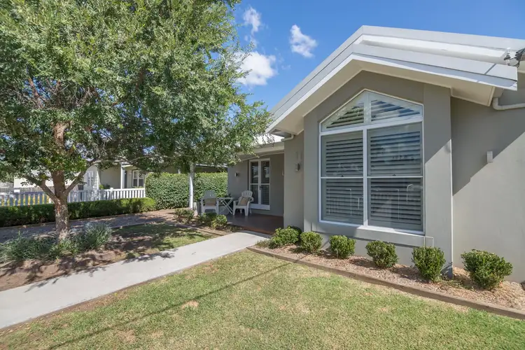 11 Mealey Street, Mudgee NSW 2850