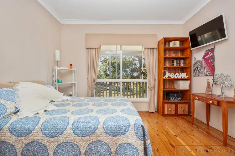 Fifth view of Homely house listing, 4 Timbertop Road, Glen Oak NSW 2320