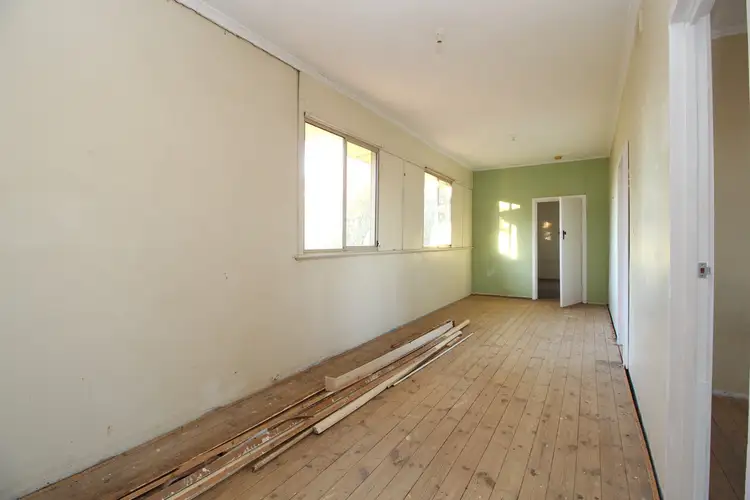 Fourth view of Homely house listing, 94 Dorsch Avenue, Loxton SA 5333