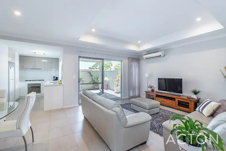 Fourth view of Homely villa listing, 2B Lilacdale road, Innaloo WA 6018