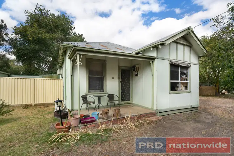 10 Beaufort Road, Skipton VIC 3361