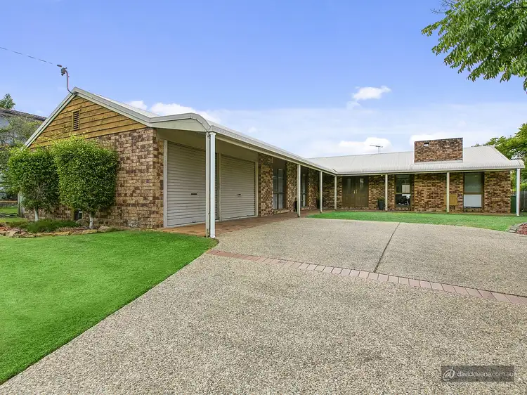 15 Deckle Road, Petrie QLD 4502