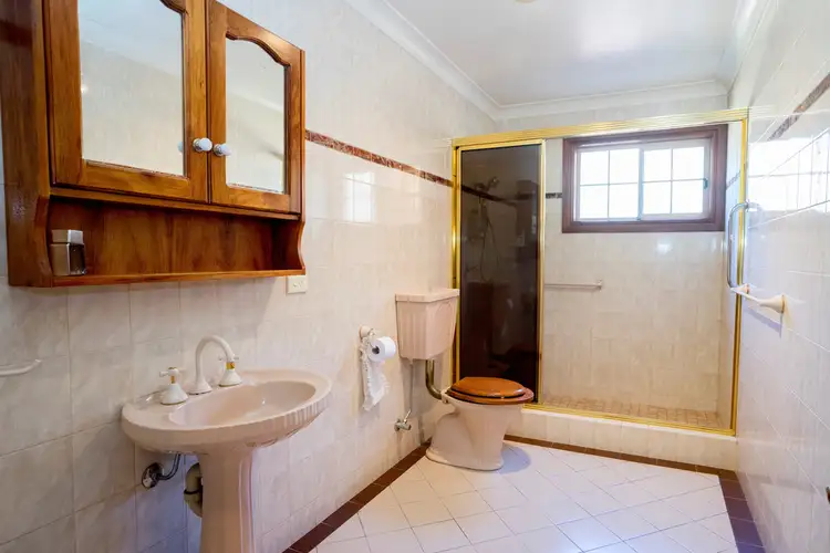 Seventh view of Homely house listing, 19 Holmes Crescent, Griffith NSW 2680