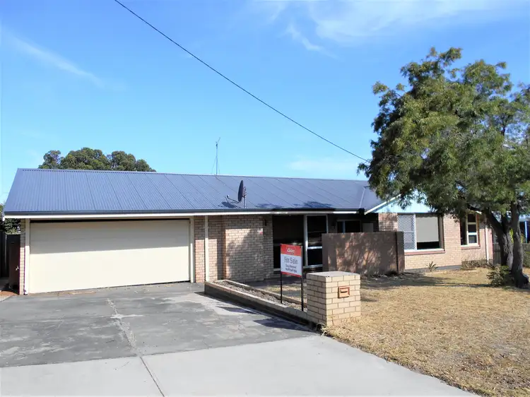 20 Carinya Gardens, Katanning WA 6317