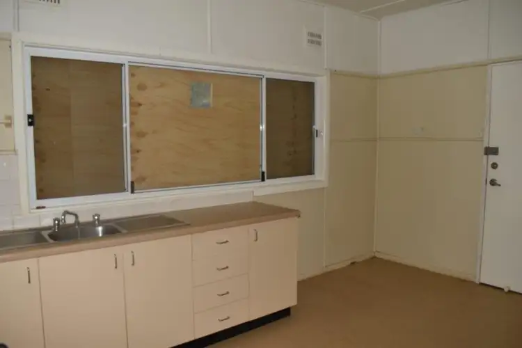 Sixth view of Homely house listing, 35 Hawkins Street, Wellington NSW 2820