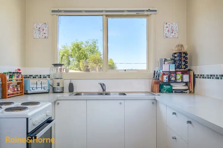 Fifth view of Homely villa listing, 1/158 Roslyn Avenue, Blackmans Bay TAS 7052