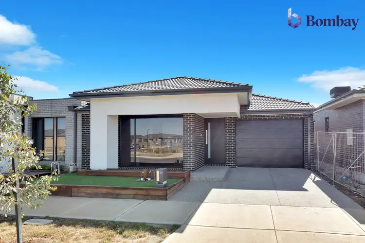 20 Retlaw Road, Mickleham VIC 3064