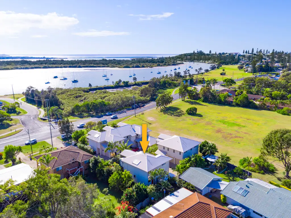 Main view of Homely townhouse listing, 5/16 Yamba Road, Yamba NSW 2464