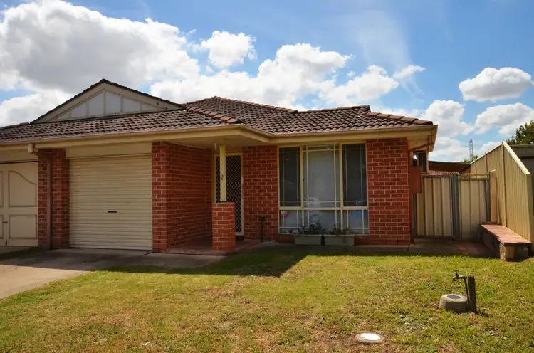 14B Lorikeet Crescent, Green Valley NSW 2168