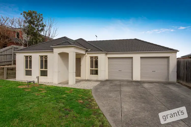 27 Turella Close, Berwick VIC 3806