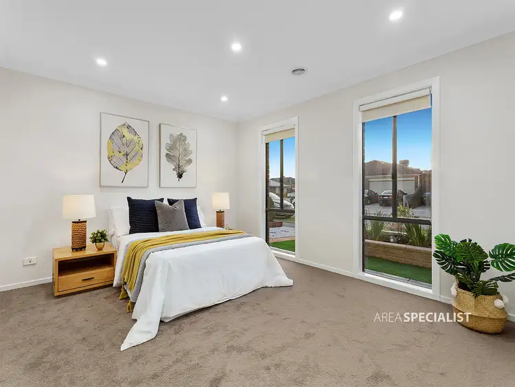 Fifth view of Homely house listing, 4 Karwarren Way, Cranbourne West VIC 3977